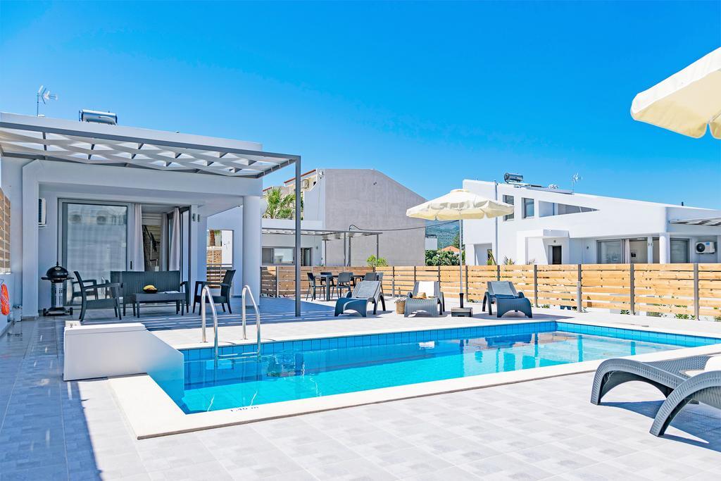 Blue Oyster Villas 普拉坦斯 外观 照片