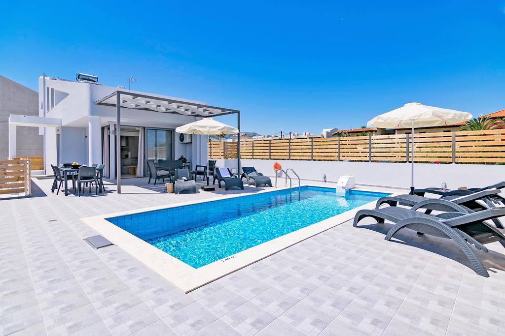 Blue Oyster Villas 普拉坦斯 外观 照片